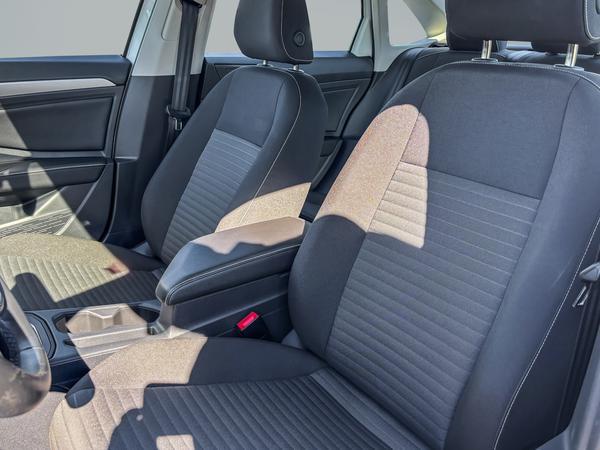 volkswagen Jetta 2024 - 12