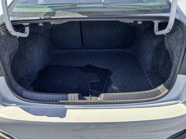 volkswagen Jetta 2024 - 17