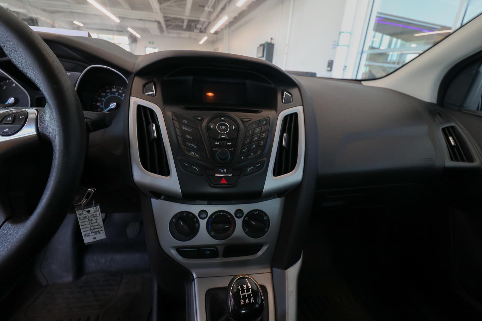 ford Focus 2012 - 12