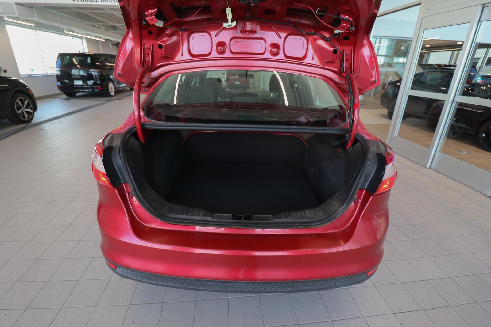 ford Focus 2012 - 16