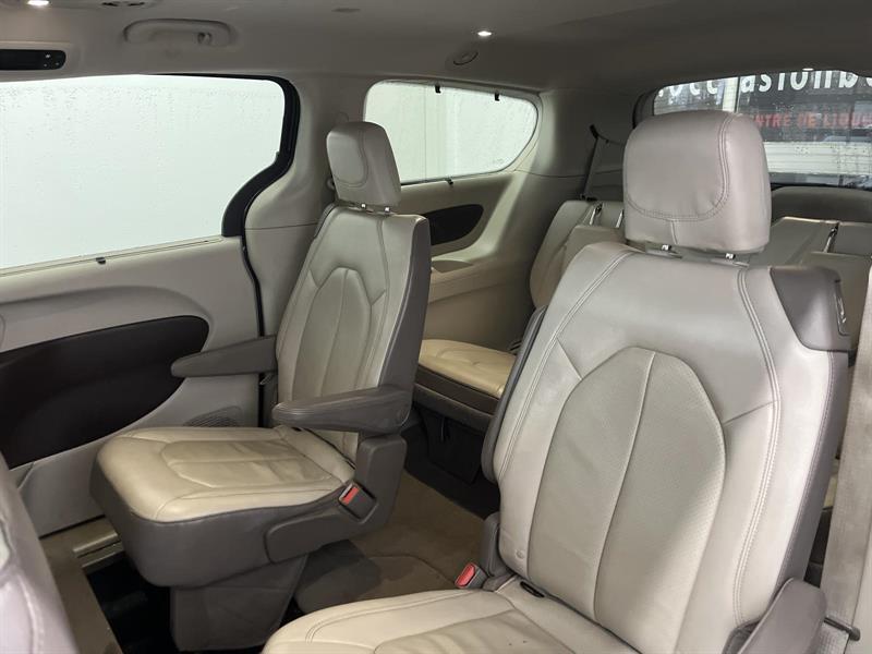 chrysler Pacifica 2018 - 10