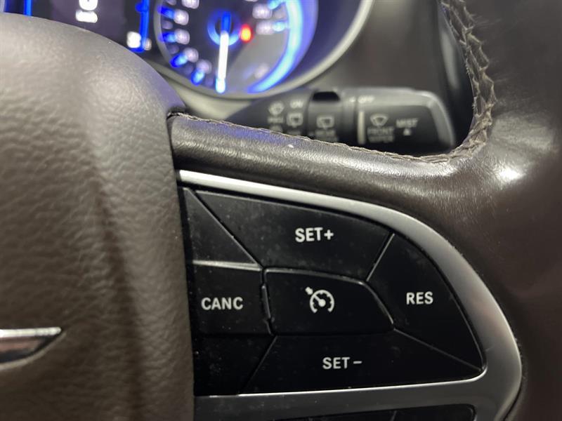 chrysler Pacifica 2018 - 15