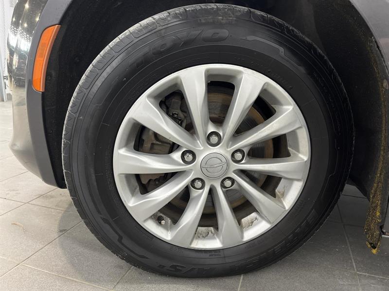 chrysler Pacifica 2018 - 21