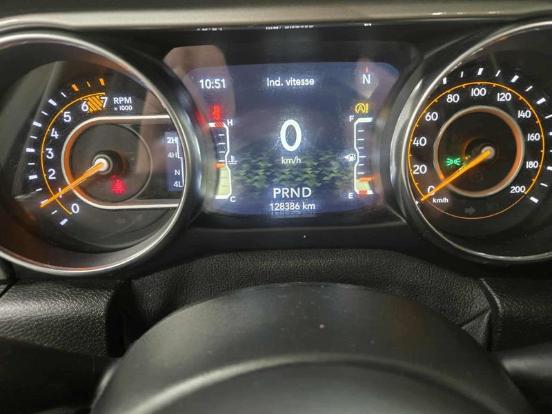 jeep WRANGLER UNLIMITED SAHARA 2020 - 13