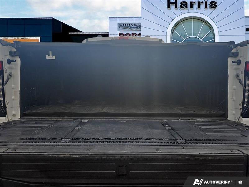 ford F-150 Lightning 2023 - 12