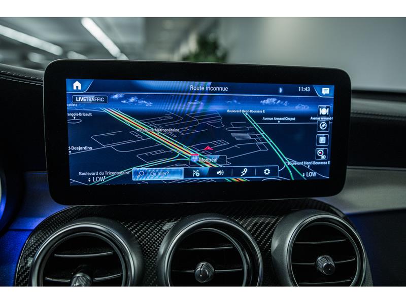 mercedes-benz GLC63 AMG 2021 - 19