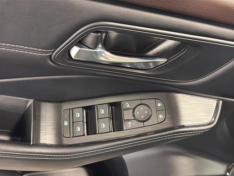 nissan Rogue 2023 - 24