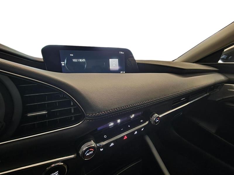 mazda Mazda3 2023 - 9