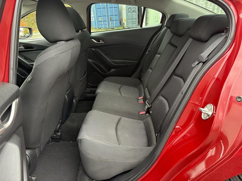 mazda Mazda3 2015 - 12