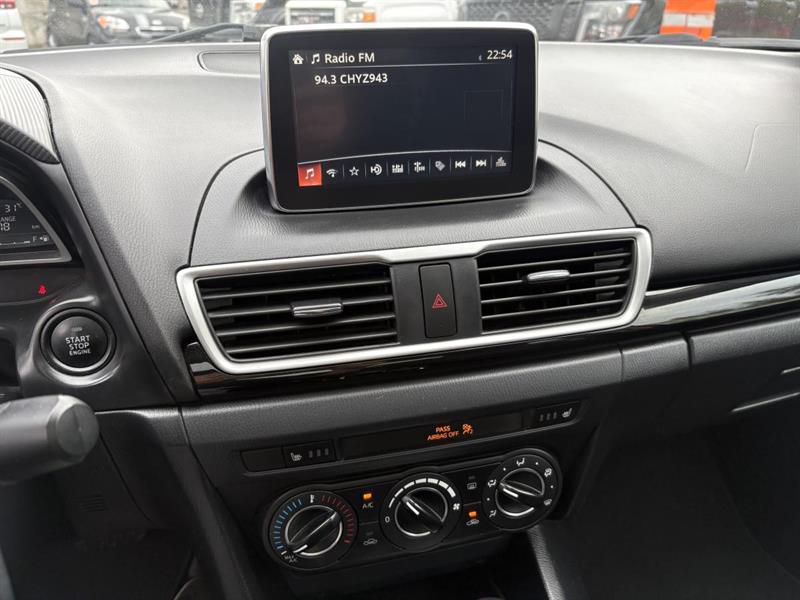 mazda Mazda3 2015 - 17