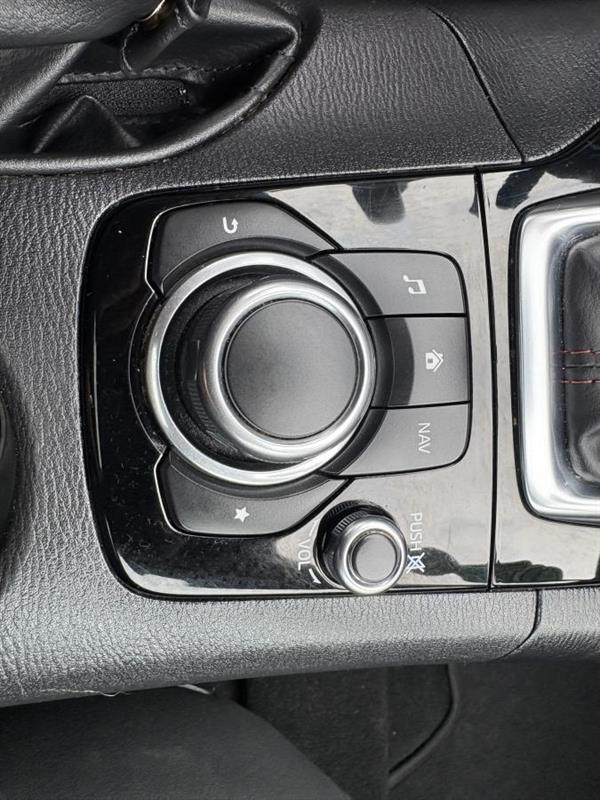 mazda Mazda3 2015 - 29