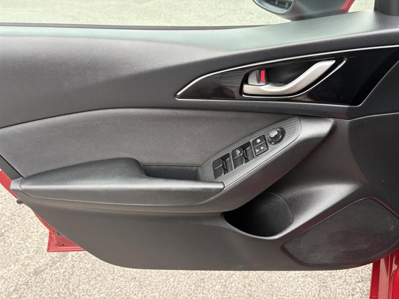 mazda Mazda3 2015 - 33