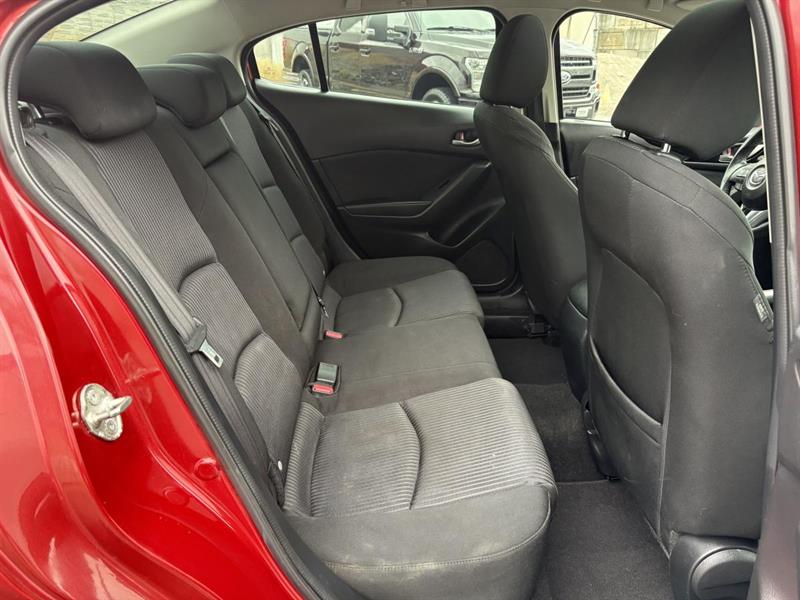 mazda Mazda3 2015 - 35