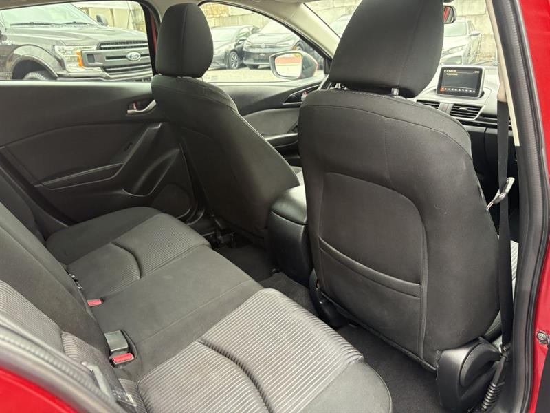 mazda Mazda3 2015 - 36