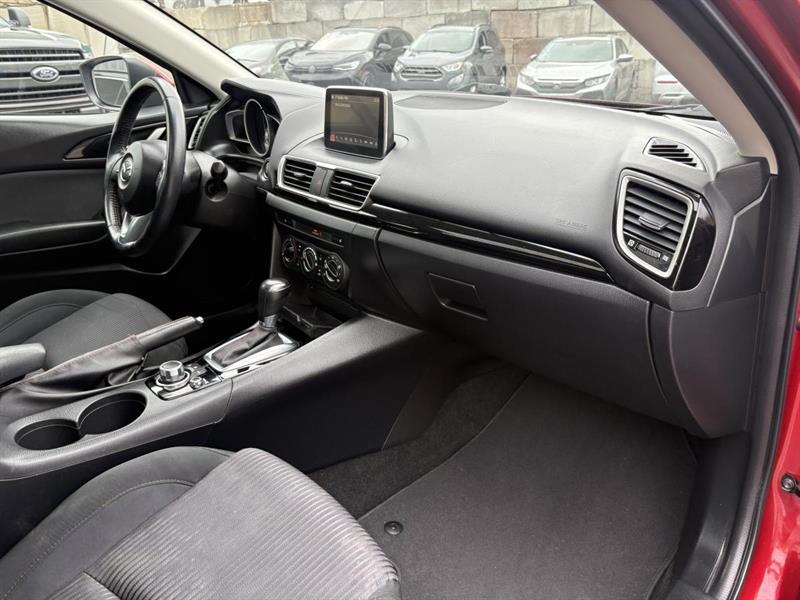 mazda Mazda3 2015 - 39