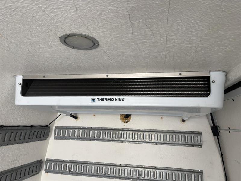 mercedes-benz Sprinter 2015 - 18