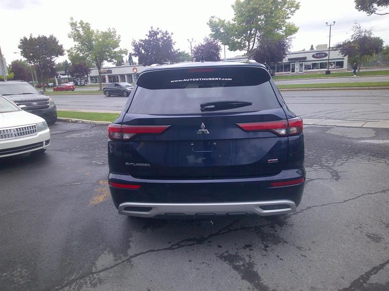 mitsubishi Outlander 2022 - 4