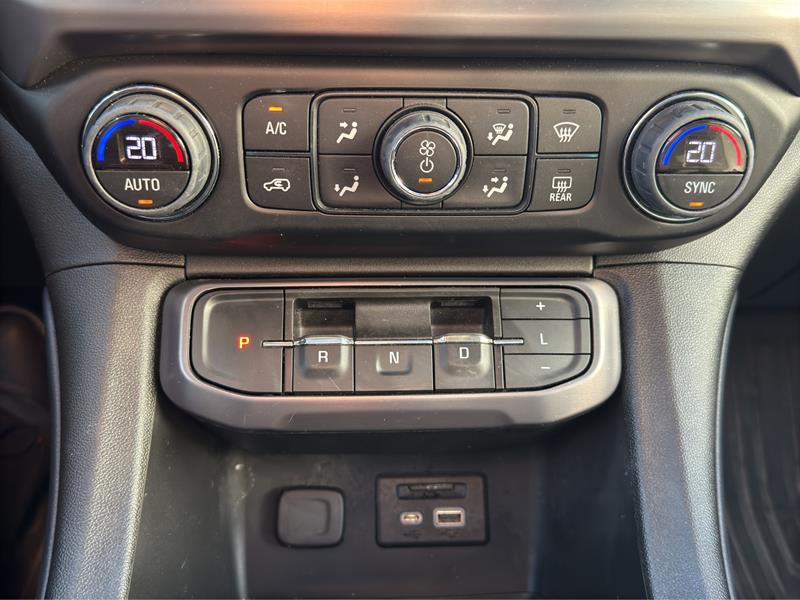 gmc Acadia 2023 - 18