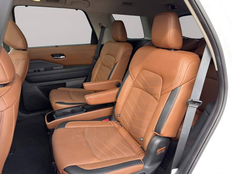 nissan Pathfinder 2024 - 10