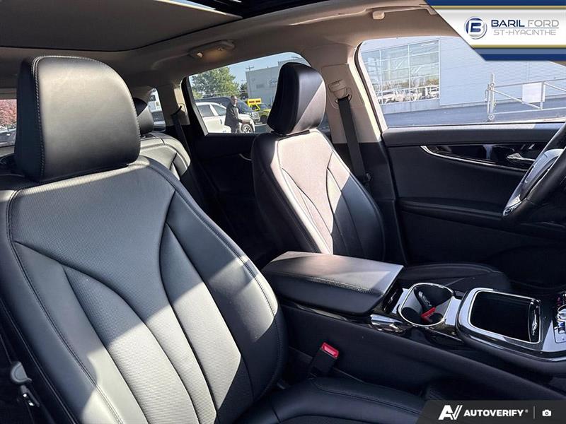 lincoln Nautilus 2023 - 22