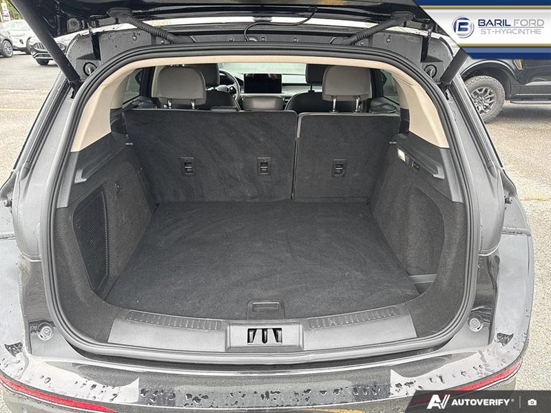 lincoln Corsair 2023 - 10