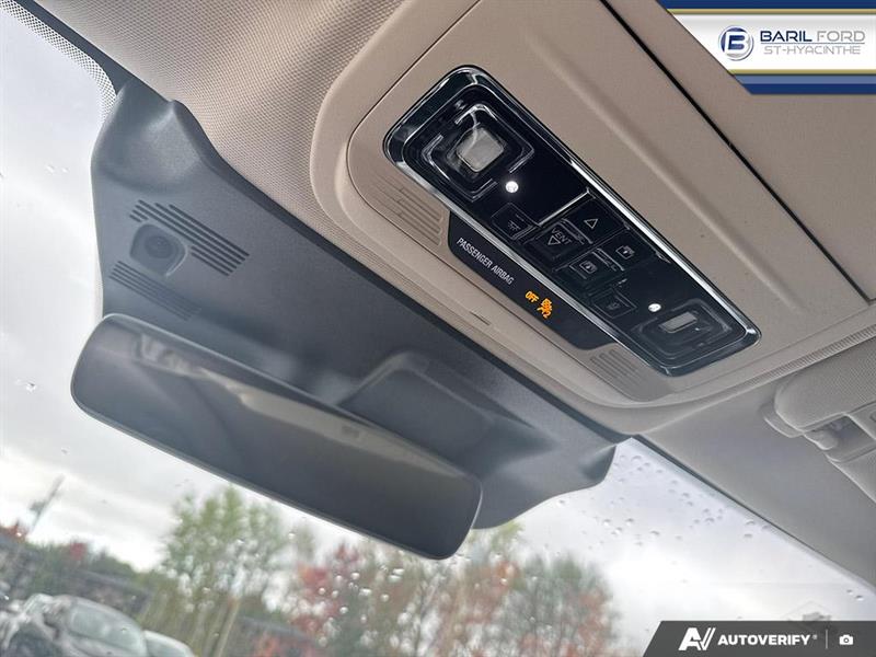 lincoln Corsair 2023 - 16