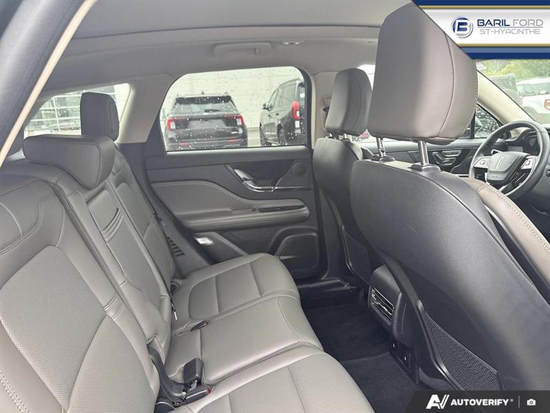 lincoln Corsair 2023 - 21