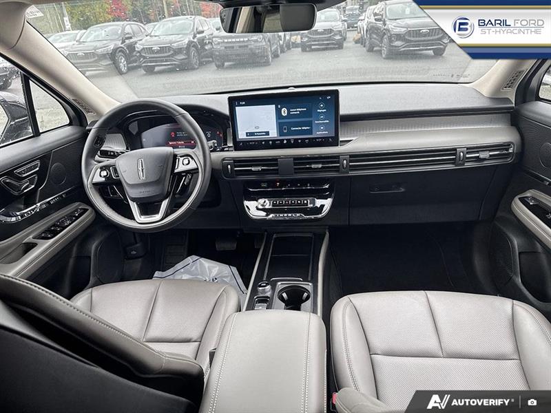 lincoln Corsair 2023 - 22