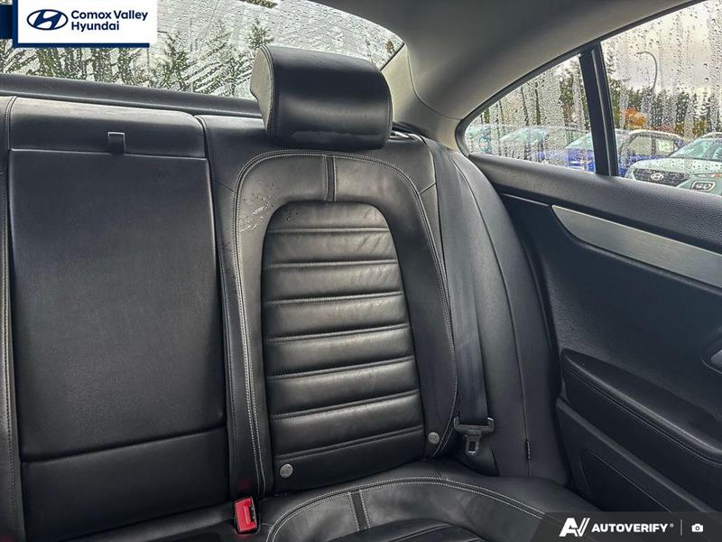 volkswagen Passat 2011 - 16