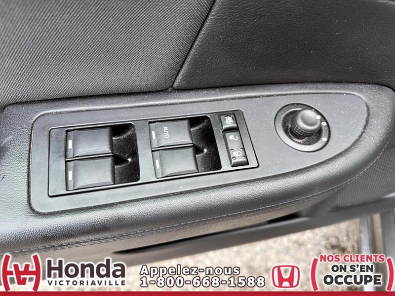 chrysler 200 2012 - 10