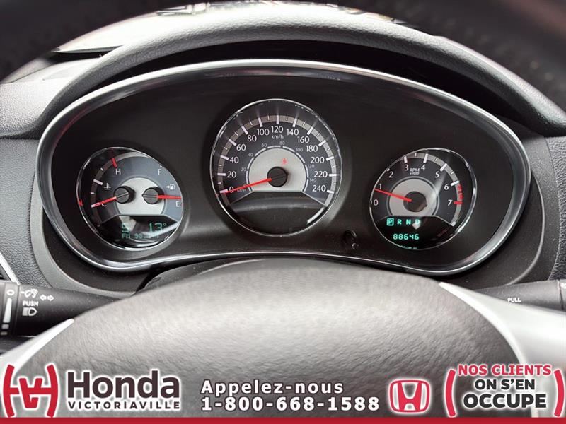 chrysler 200 2012 - 11