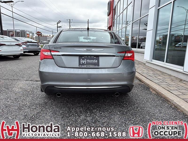 chrysler 200 2012 - 19