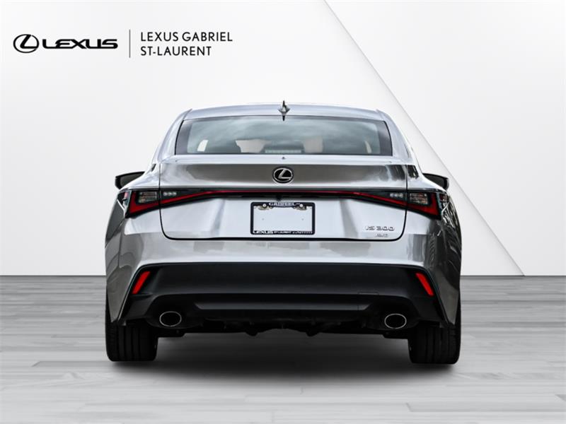 lexus IS 2022 - 4