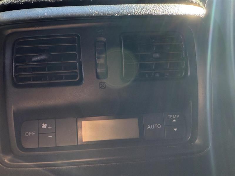 nissan Pathfinder 2017 - 11