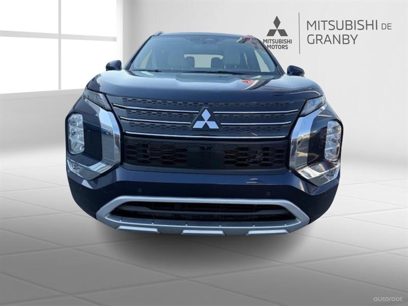 mitsubishi Outlander 2022 - 4