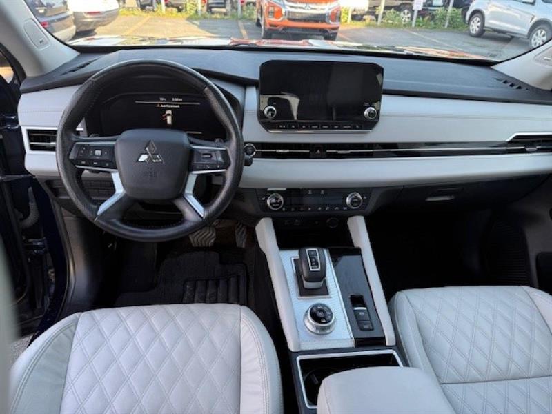 mitsubishi Outlander 2022 - 13