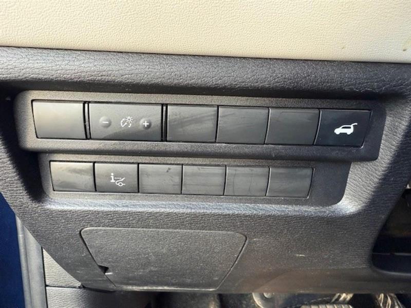 mitsubishi Outlander 2022 - 16