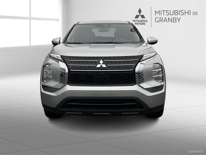 mitsubishi Outlander 2025 - 8