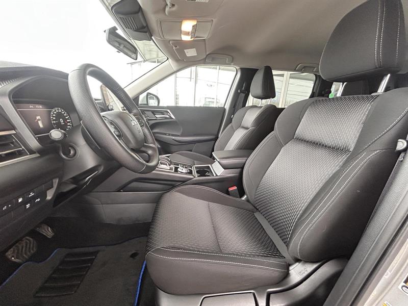 mitsubishi Outlander 2025 - 10