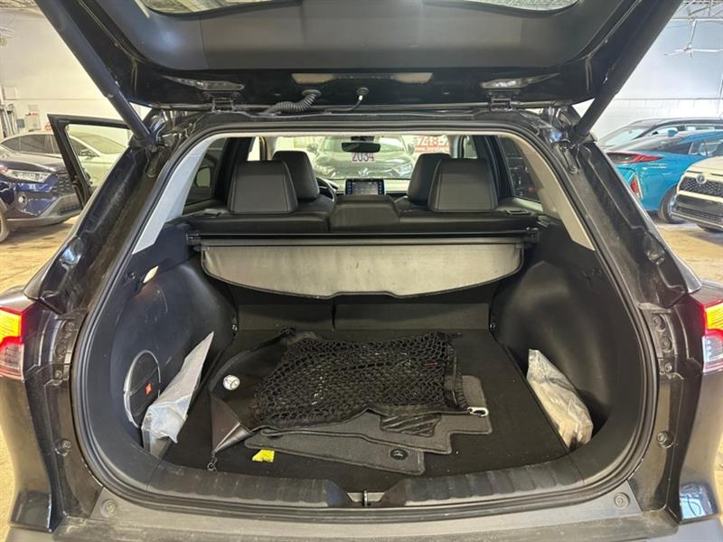 toyota Corolla Cross 2022 - 26