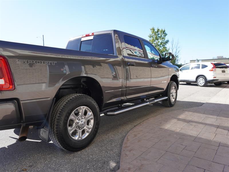 dodge Ram 3500 2022 - 11