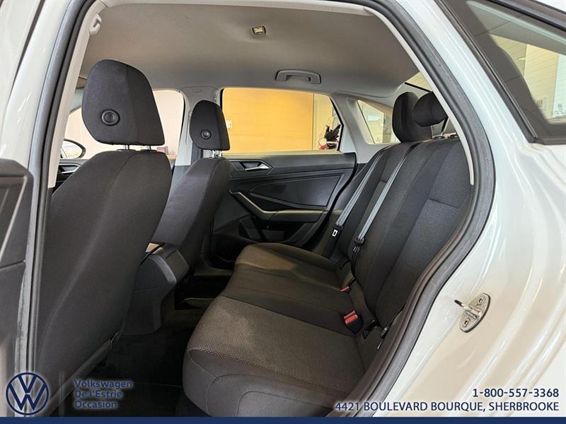 volkswagen Jetta 2019 - 9