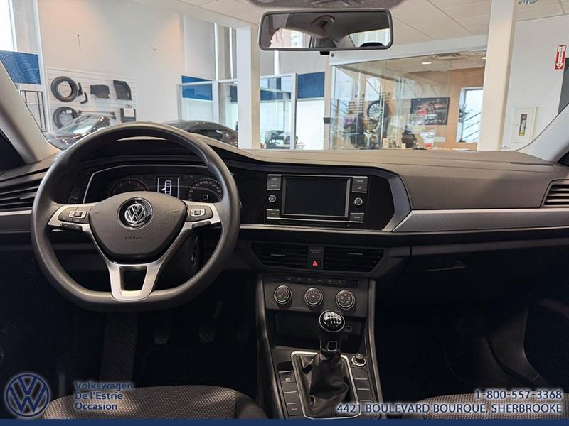 volkswagen Jetta 2019 - 11
