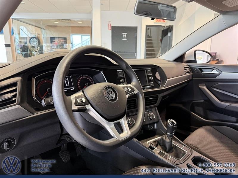 volkswagen Jetta 2019 - 12