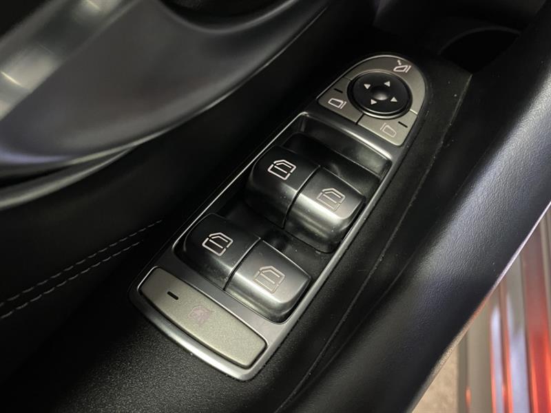 mercedes-benz E Class 2021 - 33