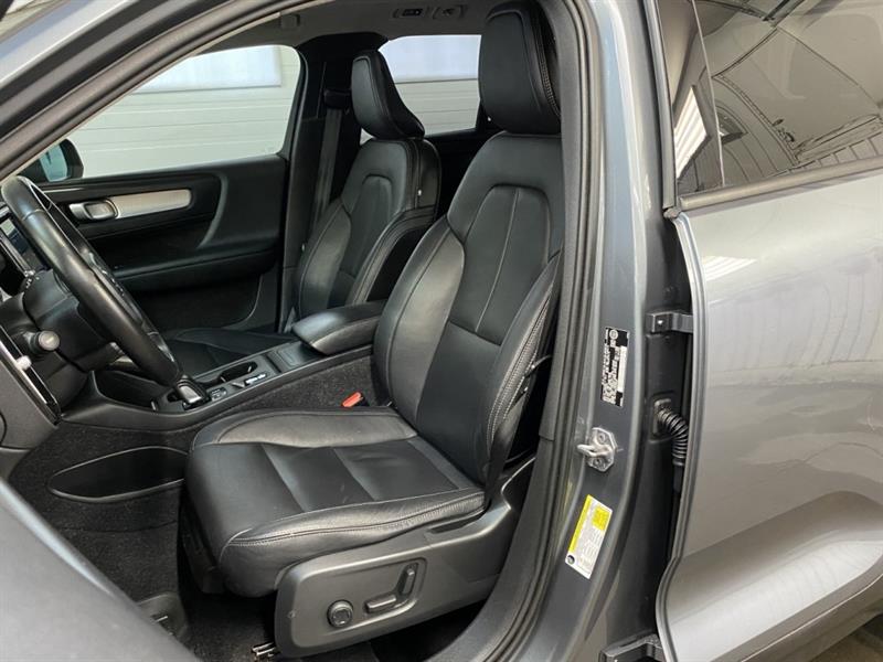 volvo XC40 2019 - 16