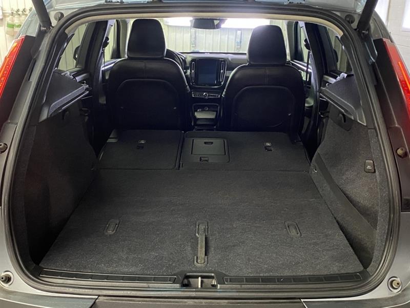 volvo XC40 2019 - 33