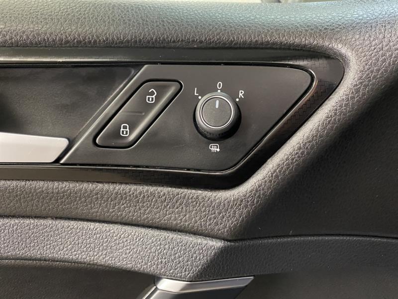 volkswagen Golf R 2019 - 32