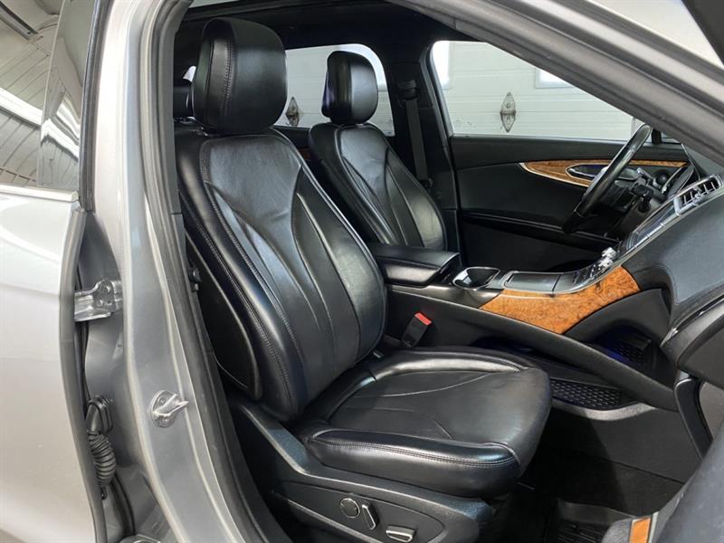 lincoln Nautilus 2020 - 18