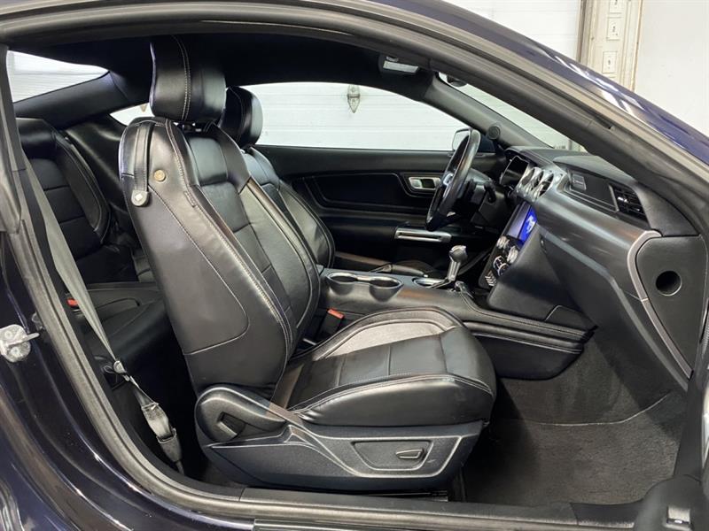 ford Mustang 2021 - 17